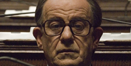 Toni Servillo as Andreotti