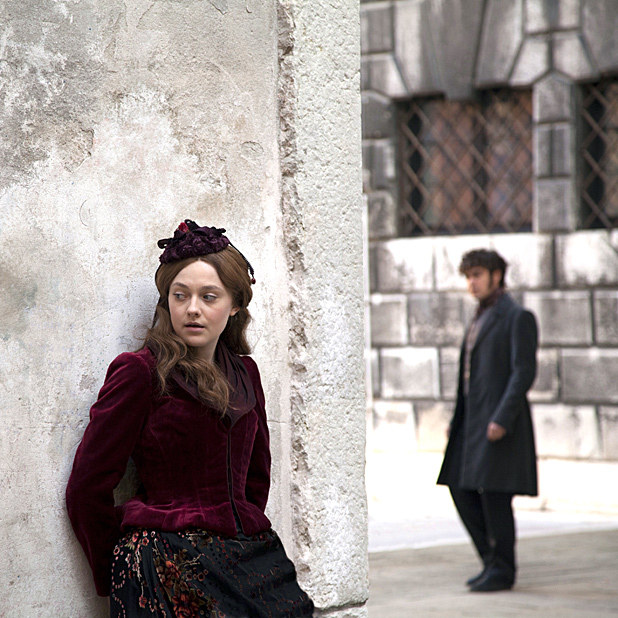 Dakota Fanning and Riccardo Scamarcio