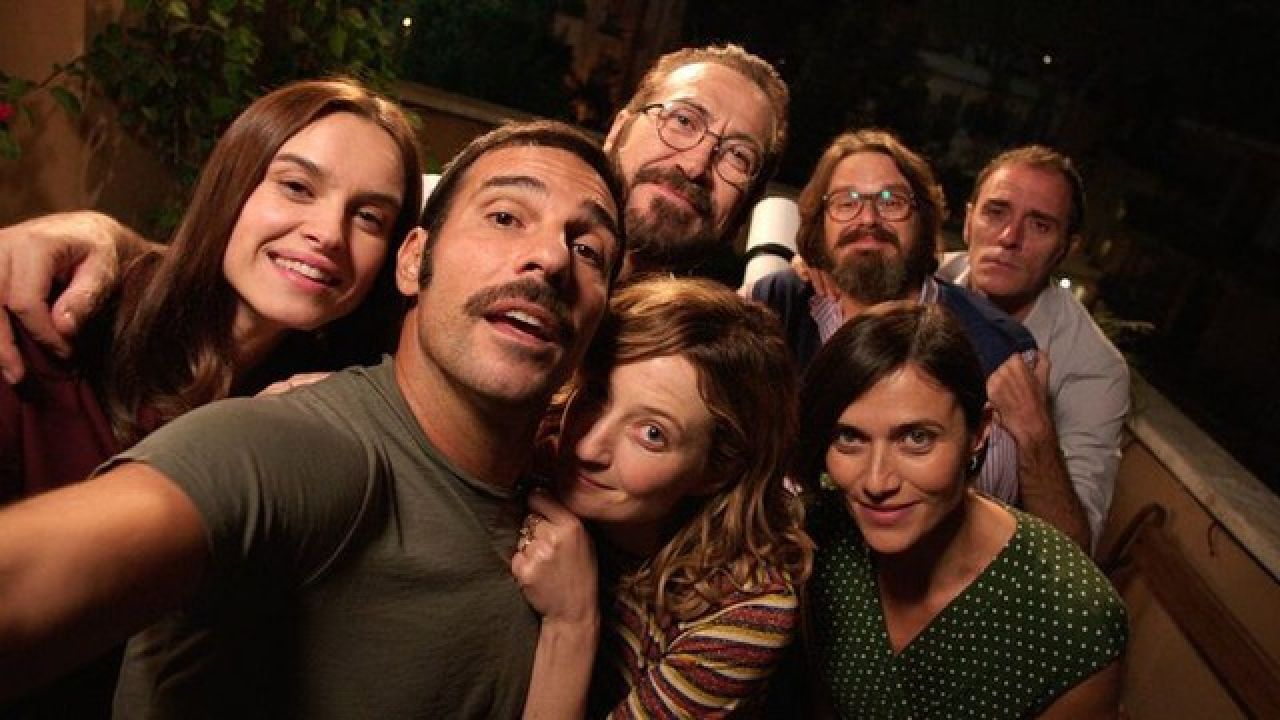 Perfetti Sconosciuti (Perfect Strangers)