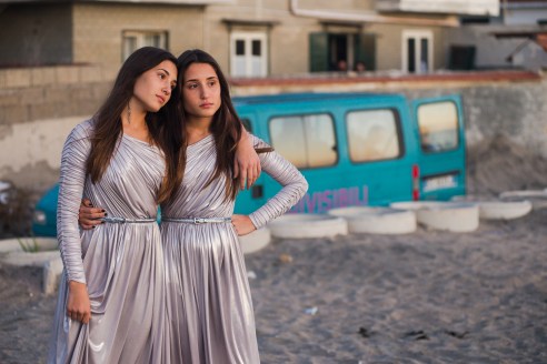 INDIVISIBILI (INDIVISIBLE)